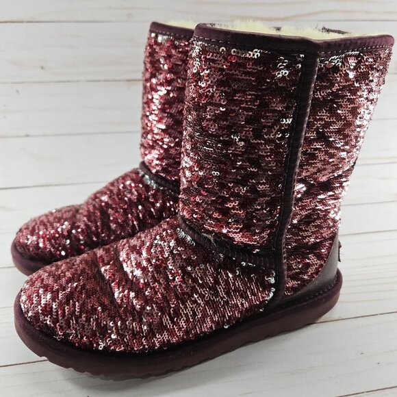 UGG Sparkling Sequins Burgundy Silver Grey Classic Short Boots Size 6 SN 1002978 - Picture 2 of 12